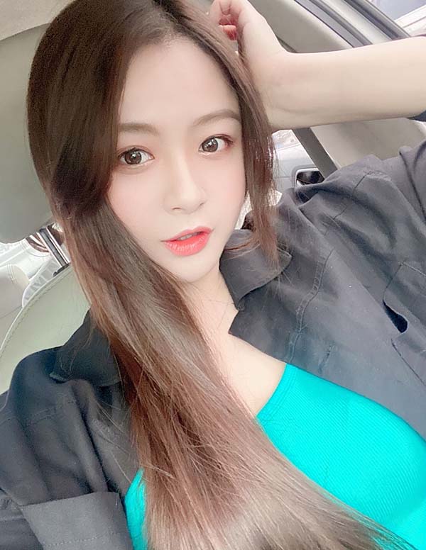 温哥华商务模特微信